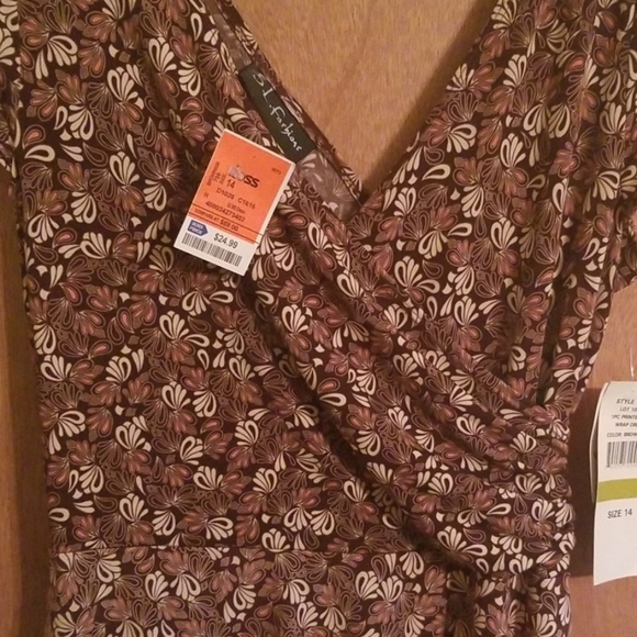 Women's SL Fashions Dress - Picture 2 of 4